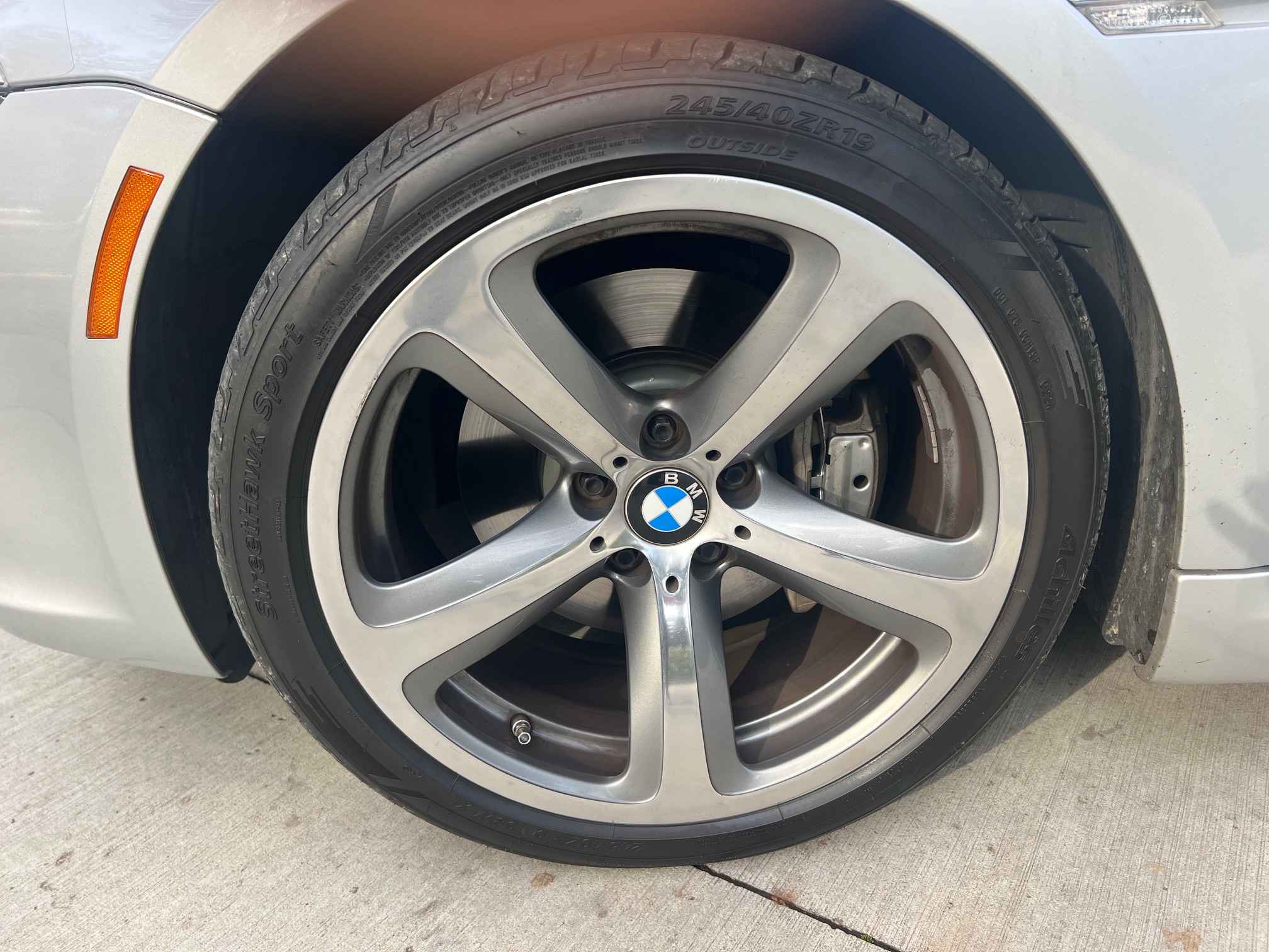 Used 2010 BMW 650i Convertible RWD image 12