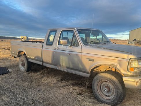 Used 1996 Ford F250 4x4 SuperCab image 2