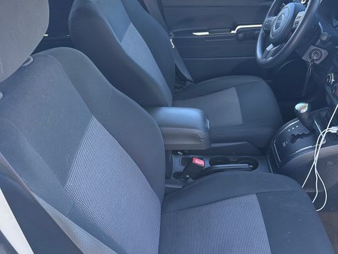Used 2014 Jeep Patriot Sport FWD image 5