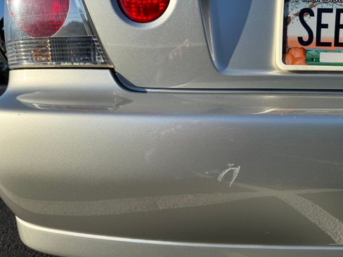 Used 2001 Lexus IS 300 image 22