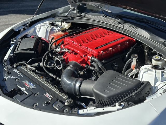 Used 2020 Chevrolet Camaro SS RWD image 10