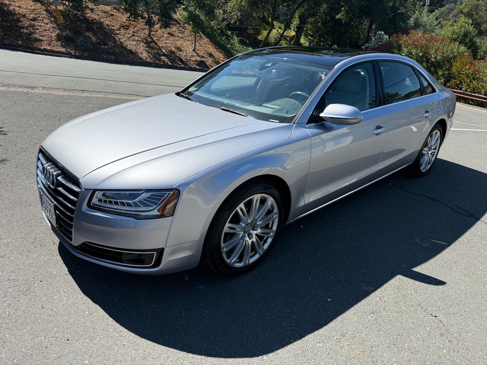 Used 2016 Audi A8 L 3.0T w/ Executive Package AWD/4WD image 2