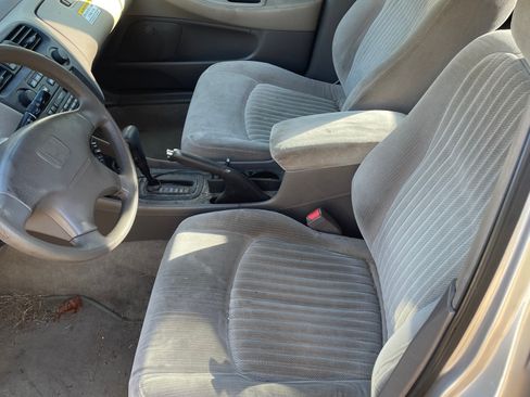 Used 1998 Honda Accord LX image 5