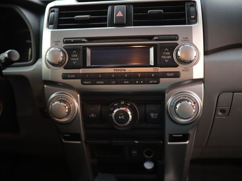 Used 2011 Toyota 4Runner SR5 image 18