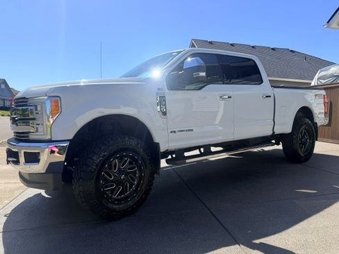 Used 2018 Ford F350 Lariat w/ Lariat Ultimate Package AWD/4WD image 1