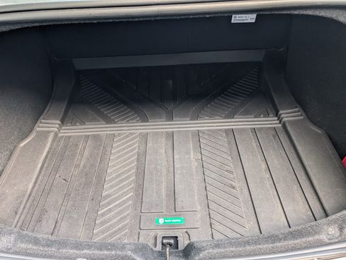 Used 2024 Tesla Model 3 Standard Range image 11