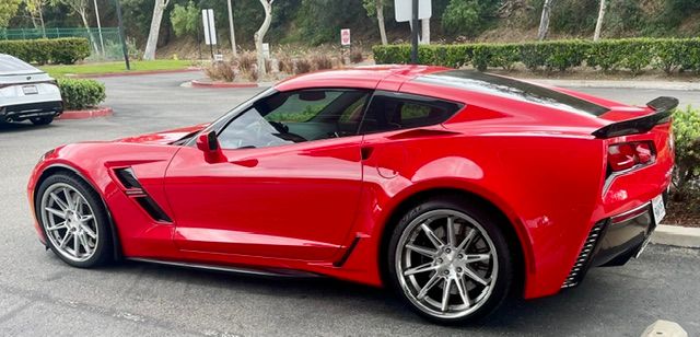 Used 2019 Chevrolet Corvette Grand Sport RWD image 1