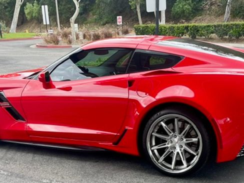 Used 2019 Chevrolet Corvette Grand Sport RWD image 1