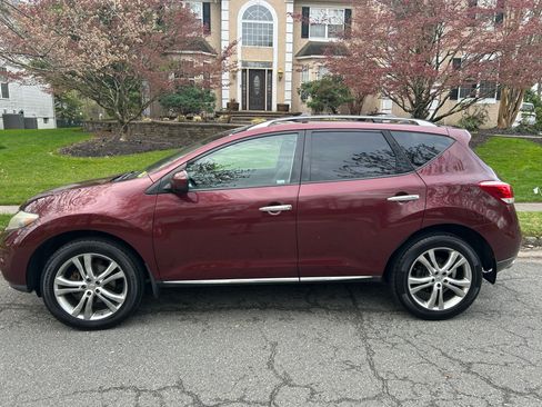 Used 2011 Nissan Murano LE w/ Navigation Pkg image 4