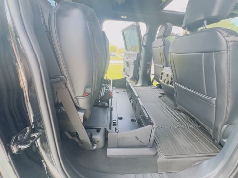 Used 2022 Ford F350 Platinum image 20