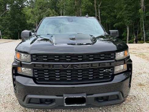 Used 2022 Chevrolet Silverado 1500 Custom w/ Rally Edition AWD/4WD image 5