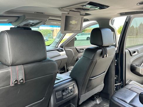 Used 2019 Chevrolet Suburban Premier AWD/4WD image 11