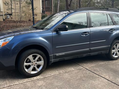 Used 2014 Subaru Outback 2.5i image 8