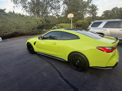 Used 2022 BMW M4 Competition w/ Executive Package RWD image 5