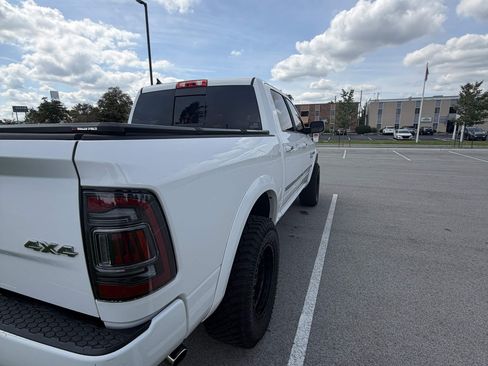 Used 2015 RAM 1500 Laramie w/ Convenience Group AWD/4WD image 6