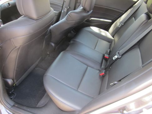 Used 2017 Acura ILX FWD image 13