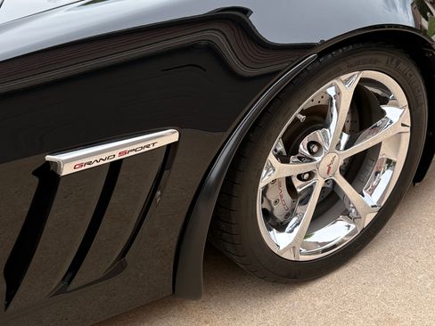 Used 2010 Chevrolet Corvette Grand Sport w/ Preferred Equipment Group RWD image 14