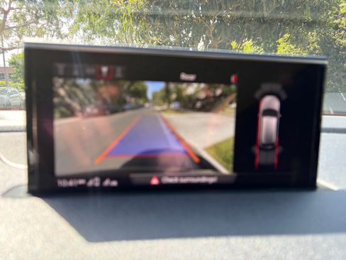 Used 2018 Audi Q7 3.0T Premium Plus w/ Premium Plus Package AWD/4WD image 14