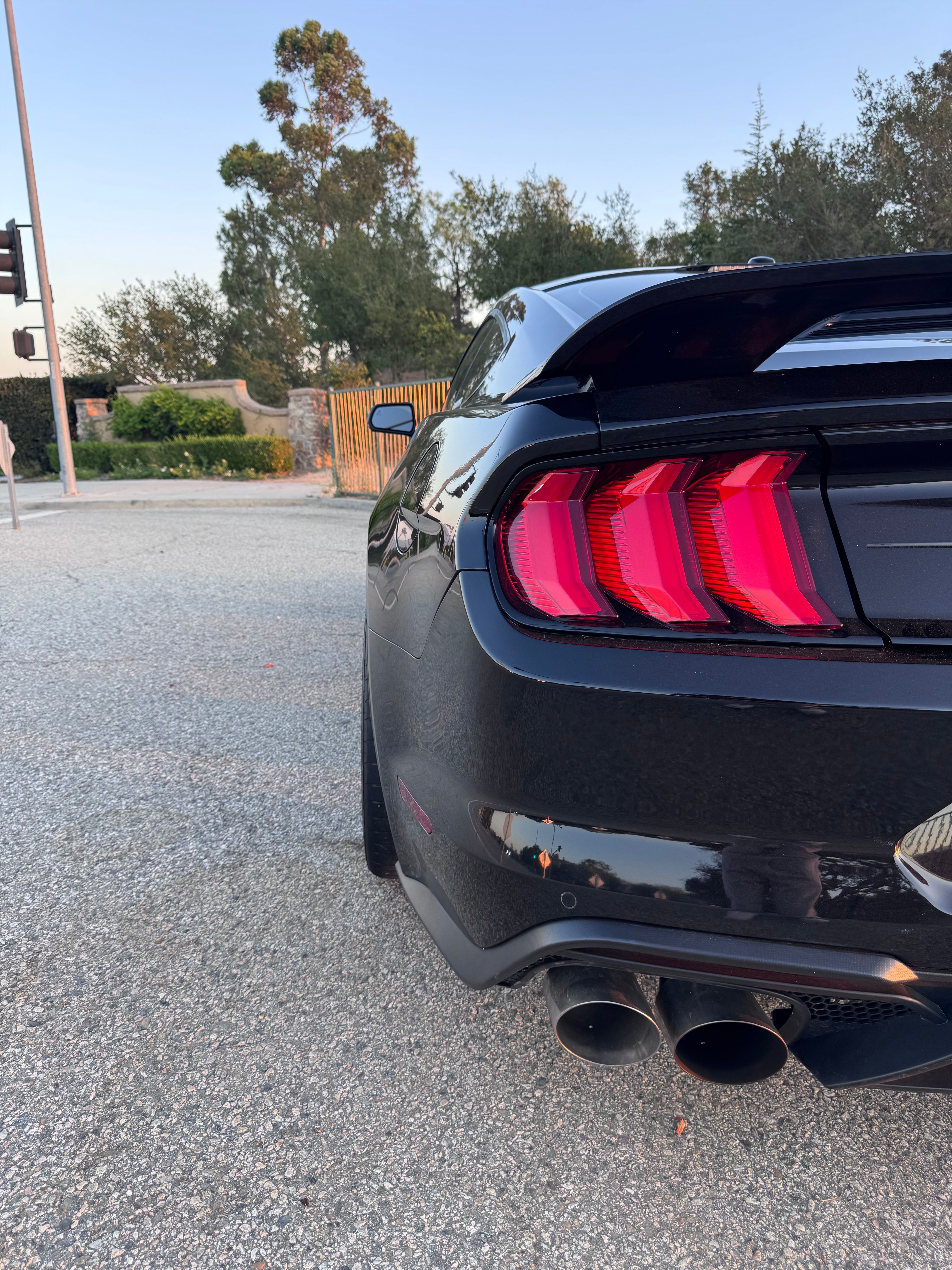 Used 2019 Ford Mustang GT Premium w/ Performance Package - Level 2 RWD image 6