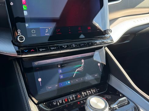 Used 2023 Jeep Grand Wagoneer 4WD w/ Rear Seat Video Group 1 image 14