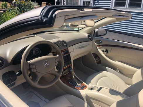 Used 2007 Mercedes-Benz CLK 550 Cabriolet image 15