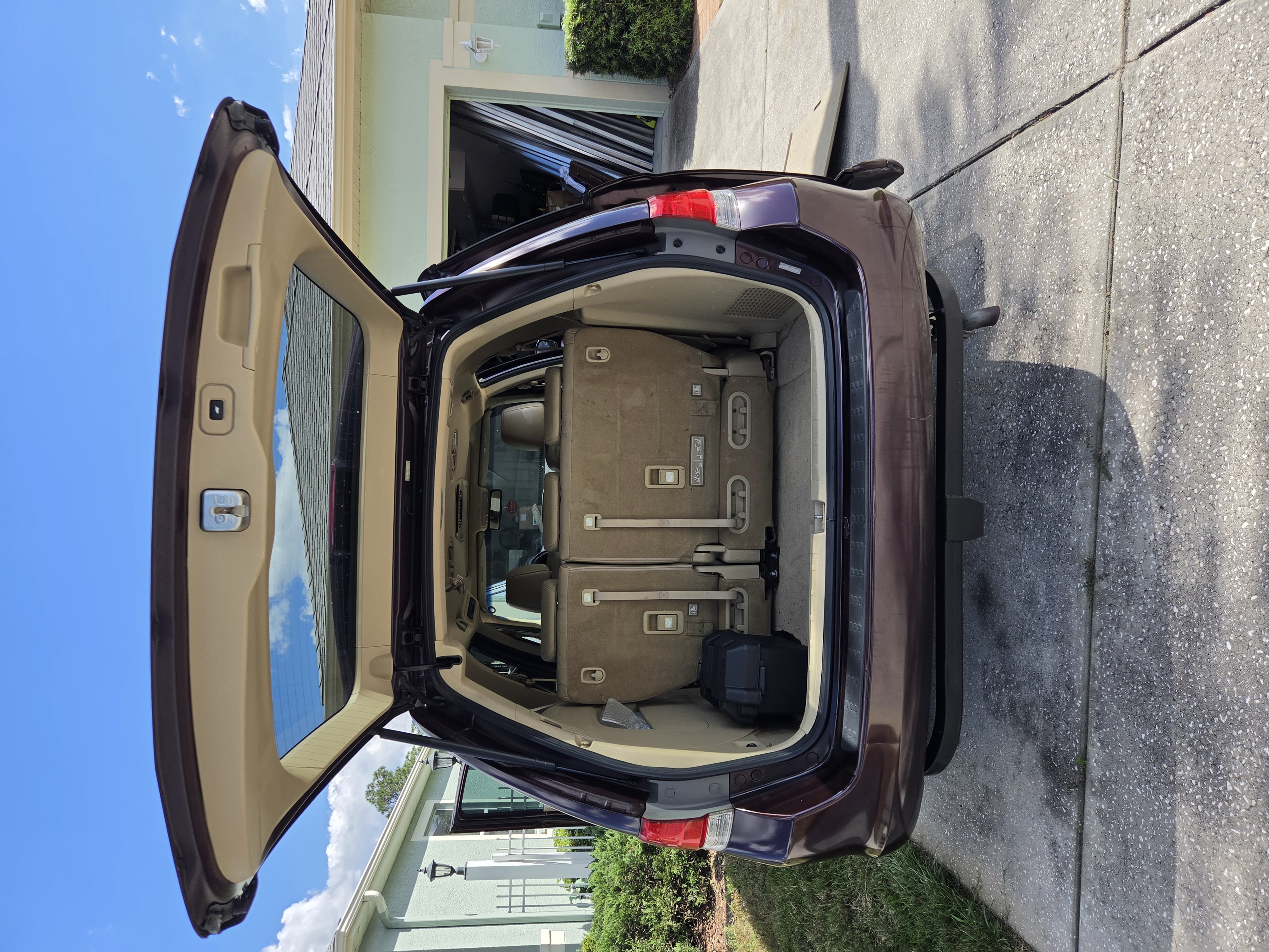 Used 2010 Honda Odyssey EX-L image 1