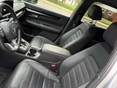 Used 2023 Honda CR-V Sport Touring image 9