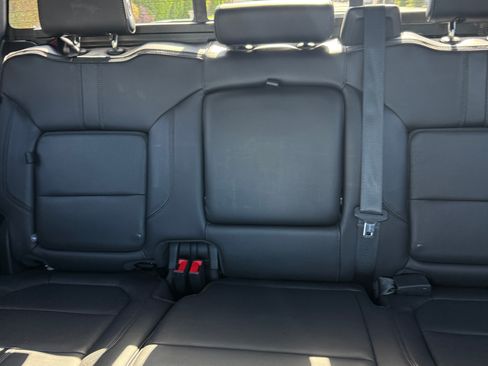 Used 2020 Chevrolet Silverado 1500 High Country w/ Technology Package image 12