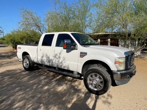 Used 2010 Ford F250 Lariat AWD/4WD image 9