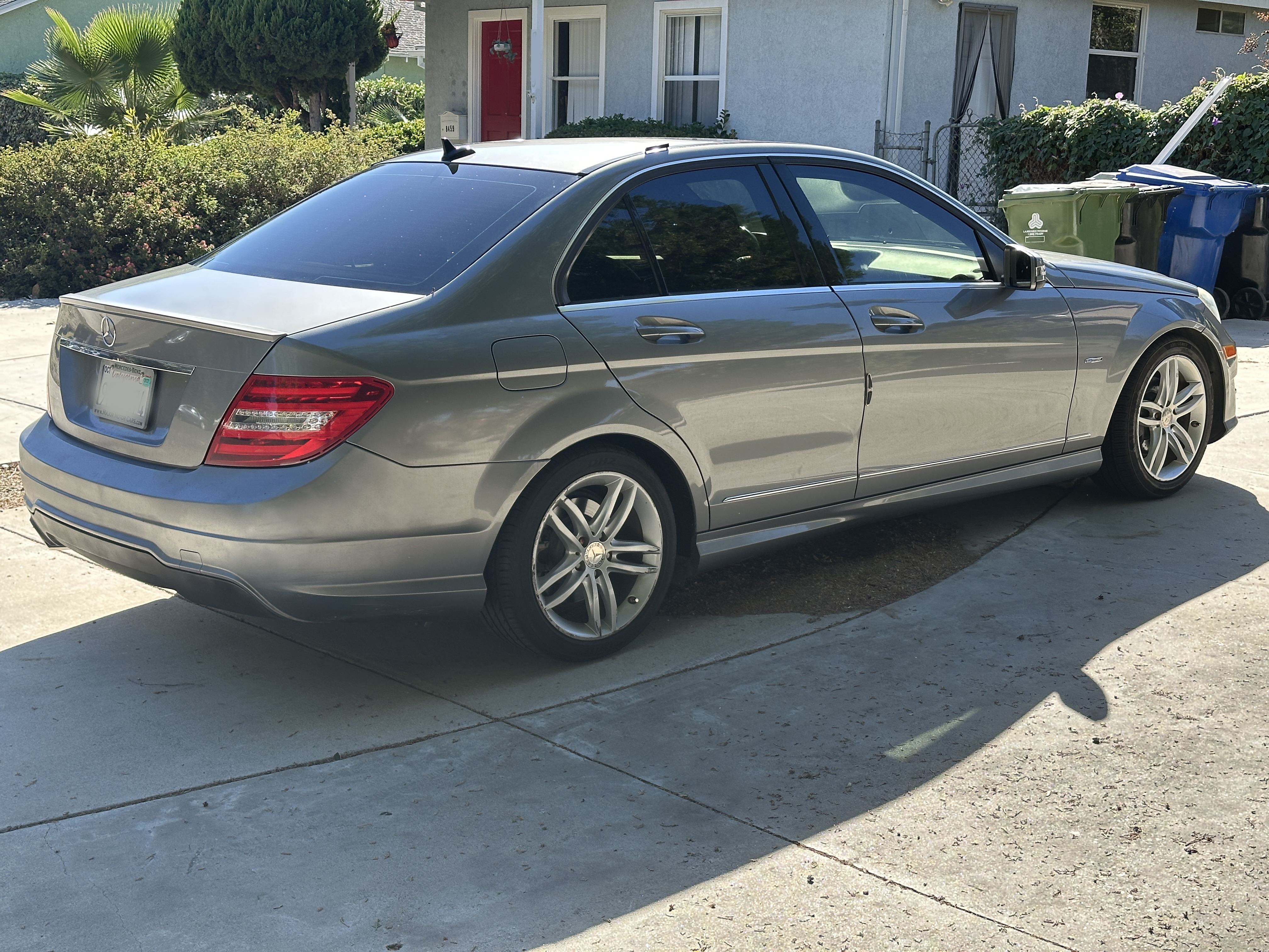 Used 2012 Mercedes-Benz C 250 Sedan image 5