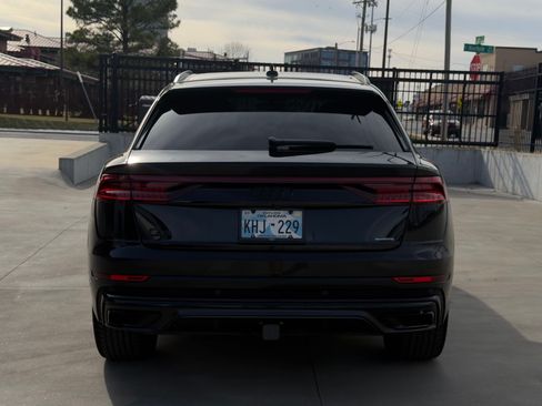 Used 2021 Audi Q8 Premium Plus w/ Premium Plus Package image 9