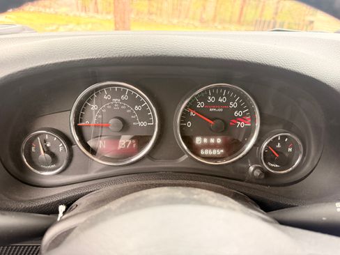 Used 2015 Jeep Wrangler Rubicon image 14