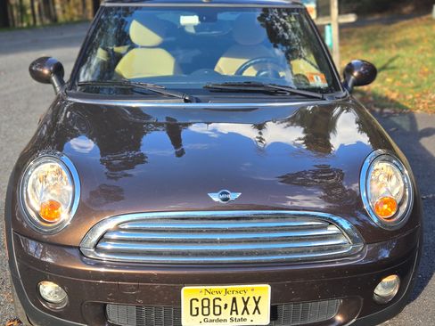 Used 2009 MINI Cooper Convertible image 8