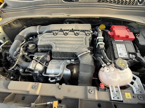 Used 2023 Jeep Renegade Trailhawk image 9