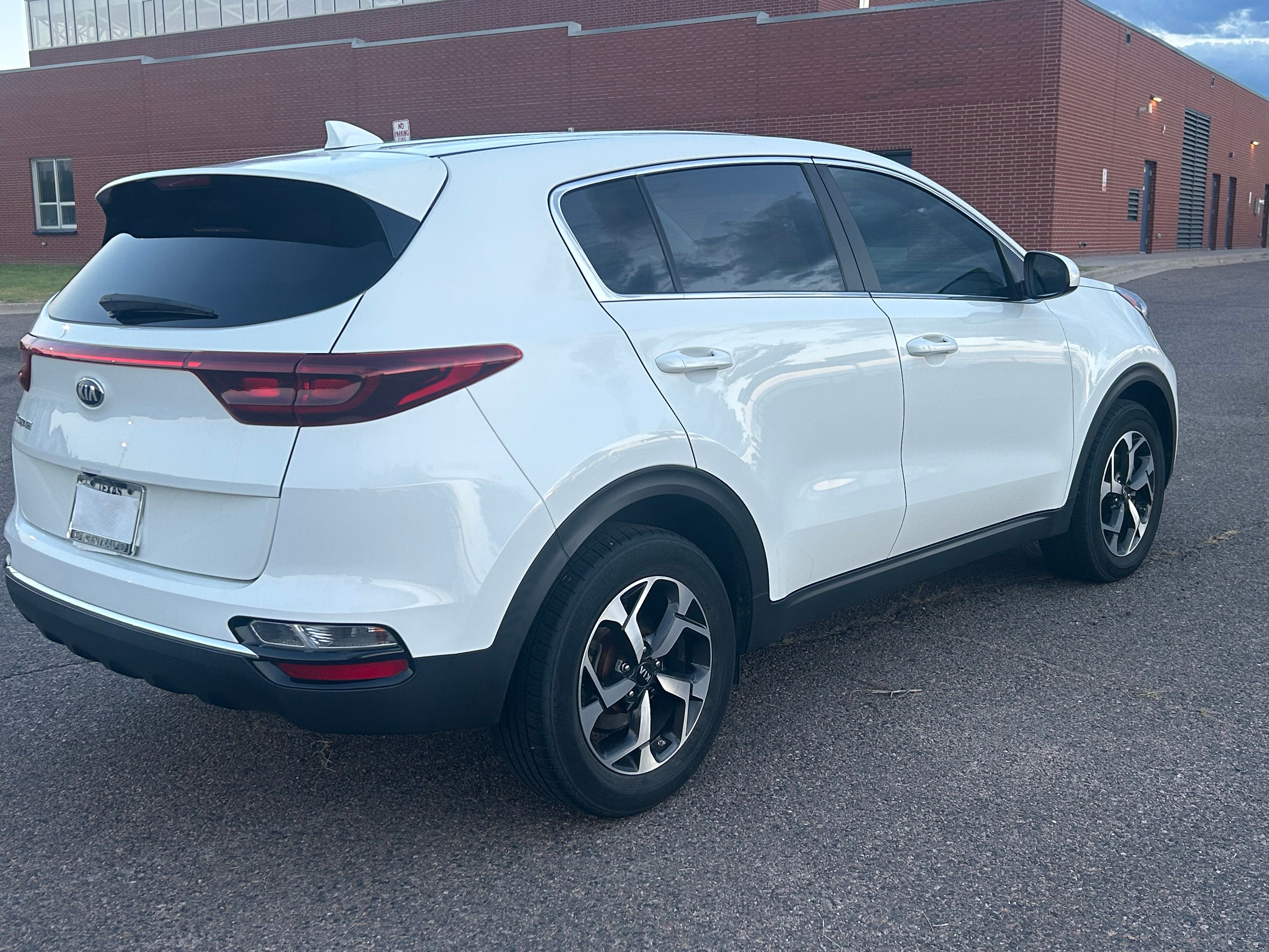 Used 2021 Kia Sportage LX FWD image 9