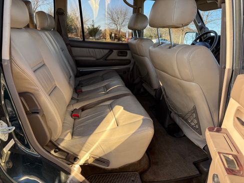 Used 1997 Toyota Land Cruiser image 30
