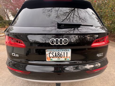 Used 2018 Audi Q5 2.0T Premium Plus w/ Premium Plus Package image 5