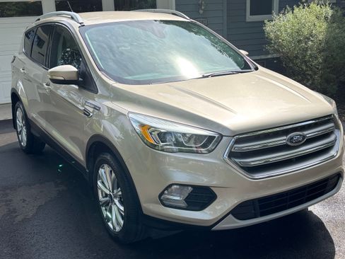 Used 2017 Ford Escape Titanium AWD/4WD image 2