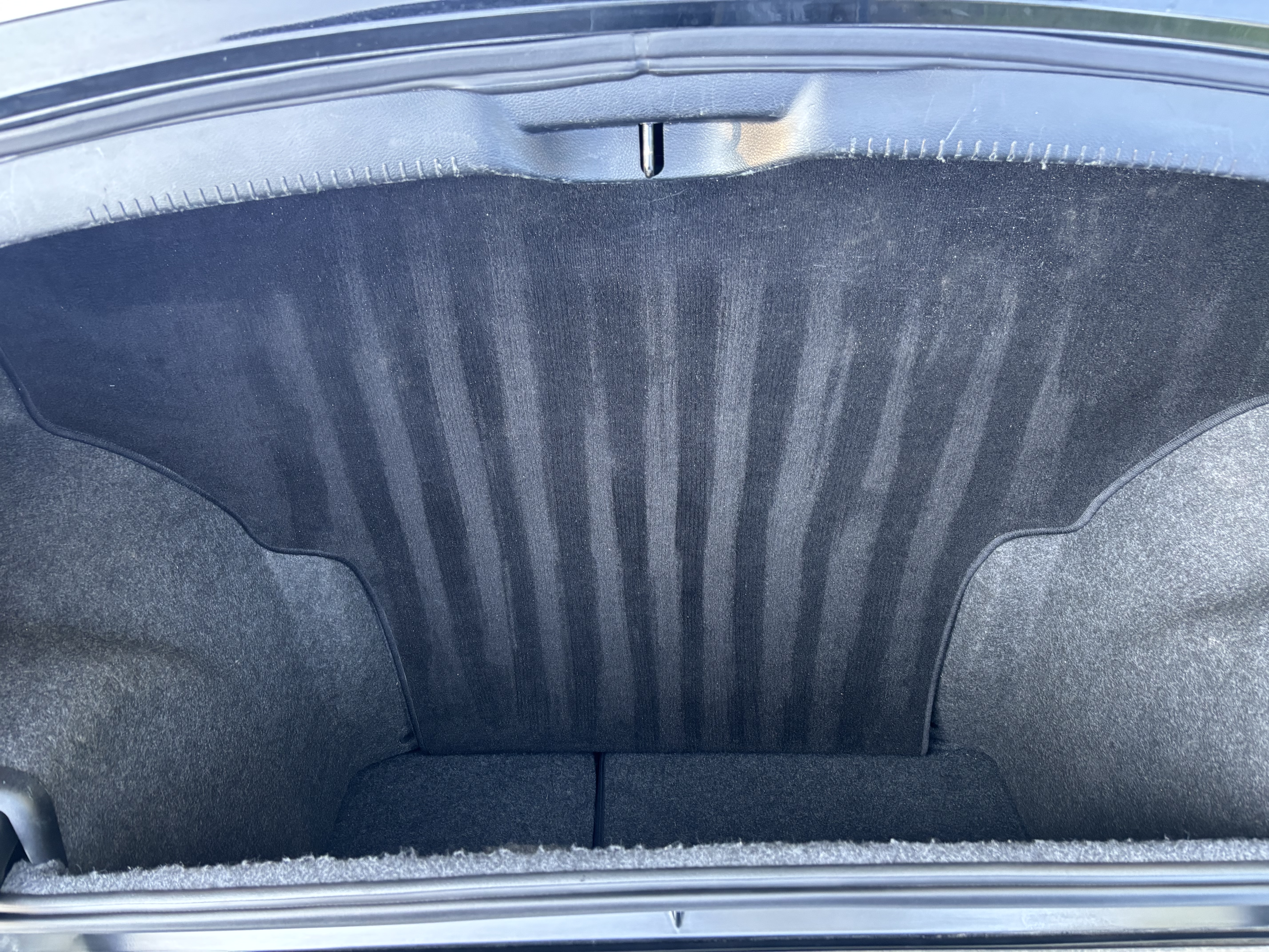 Used 2020 Chrysler 300 Limited RWD image 12