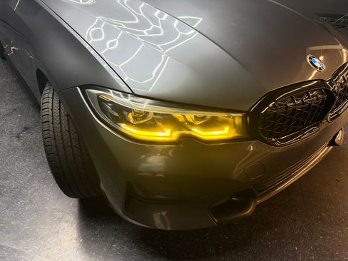 Used 2019 BMW 330i Sedan w/ Convenience Package RWD image 2