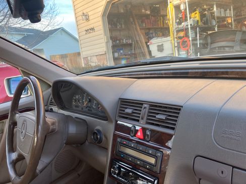 Used 1997 Mercedes-Benz C 280 Sedan image 13