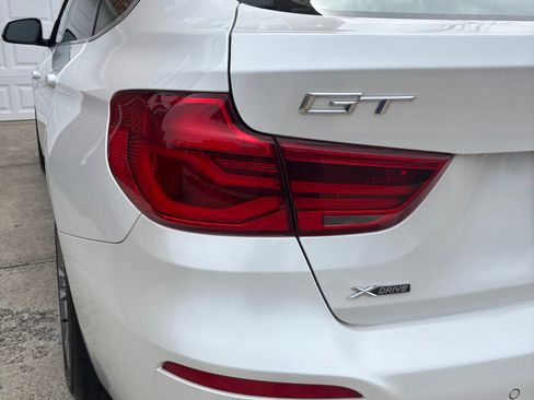 Used 2019 BMW 330i Gran Turismo xDrive w/ Convenience Package image 27