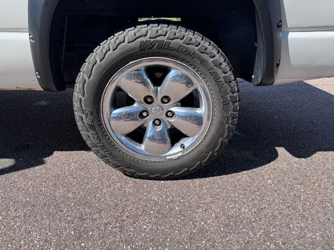 Used 2005 Dodge Ram 1500 Truck SLT AWD/4WD image 17