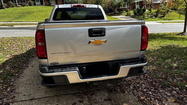 Used 2016 Chevrolet Colorado W/T w/ WT Convenience Package RWD image 10