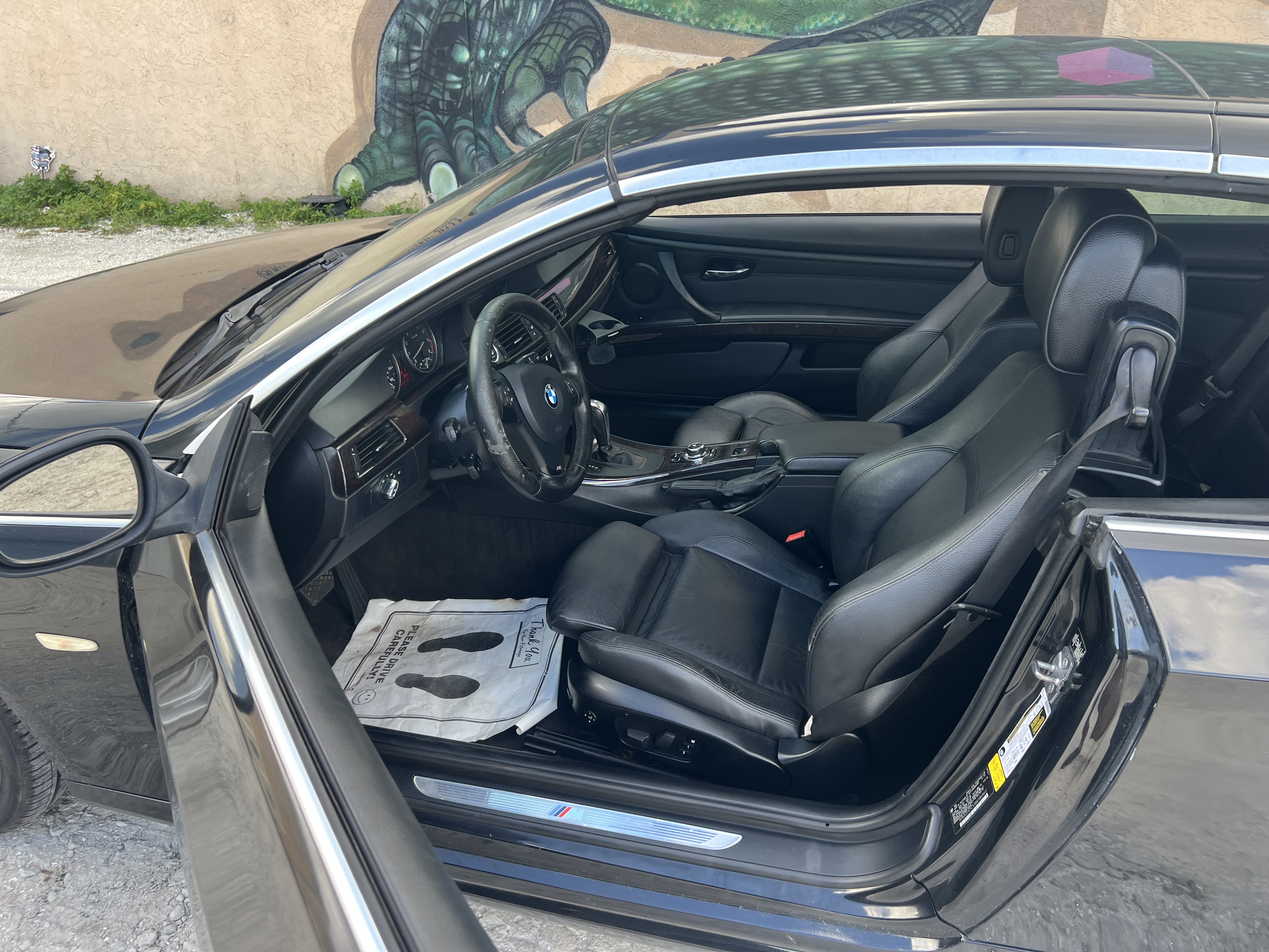Used 2011 BMW 335i Convertible RWD image 9