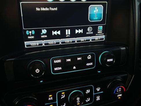 Used 2019 Chevrolet Silverado 1500 LT w/ All Star Edition AWD/4WD image 12
