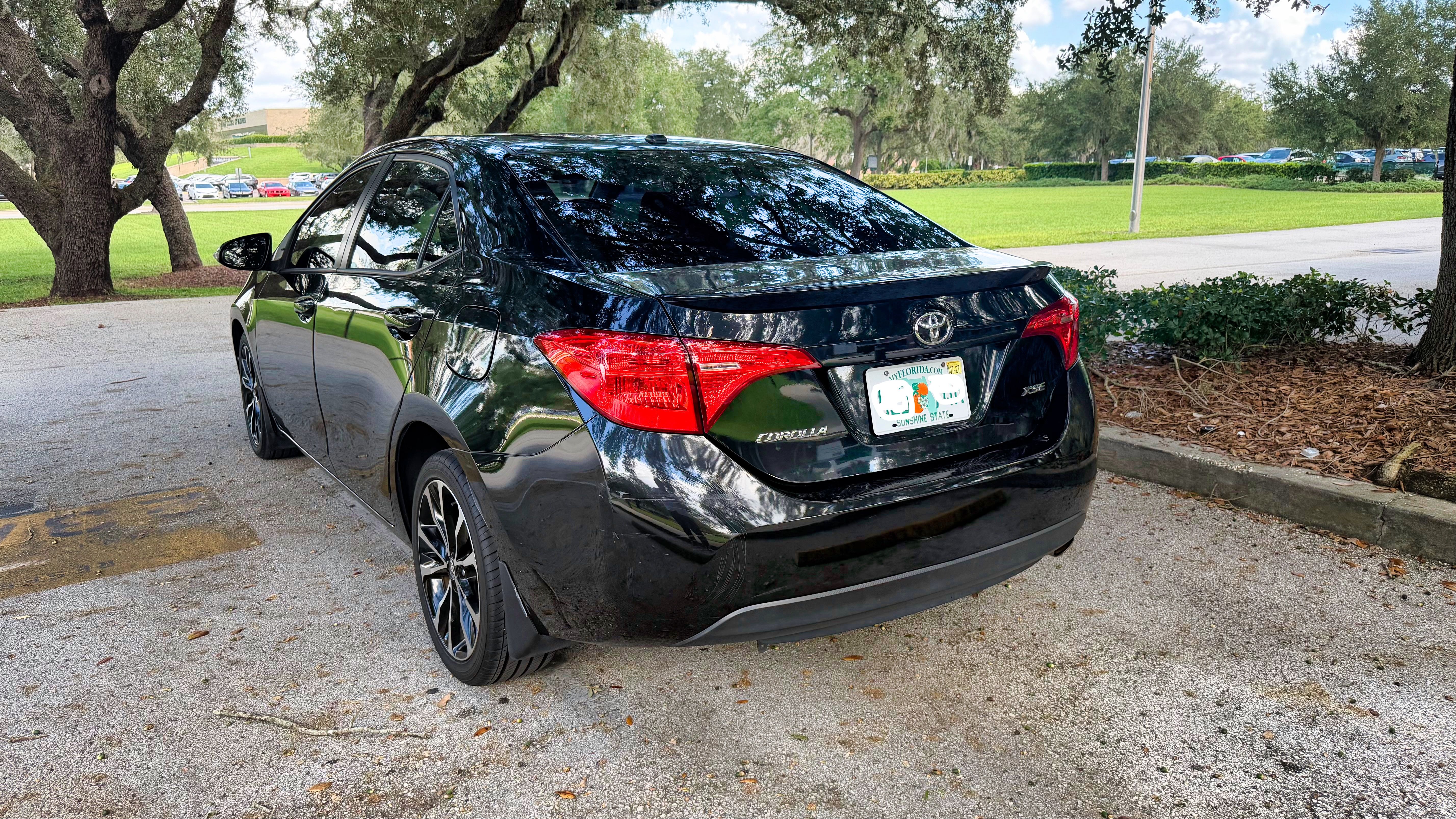Used 2017 Toyota Corolla XSE w/ Carpet Mat Package (TMS) FWD image 8