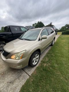 Used 2004 Lexus RX 330 w/ Premium Pkg FWD image 1