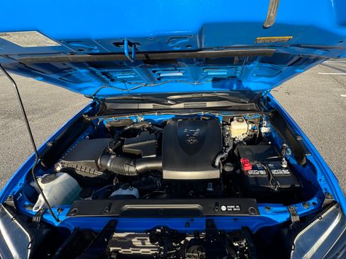 Used 2019 Toyota Tacoma TRD Pro image 9