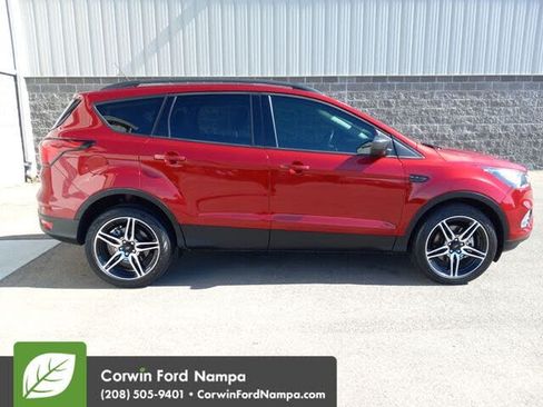 Used 2019 Ford Escape SEL AWD/4WD image 9